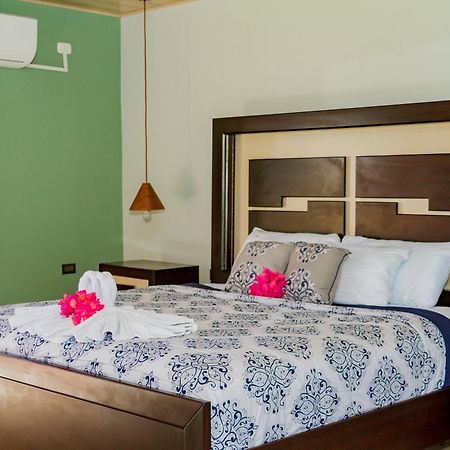 Hotel Margarita And Tour Operator Drake Bay Ngoại thất bức ảnh