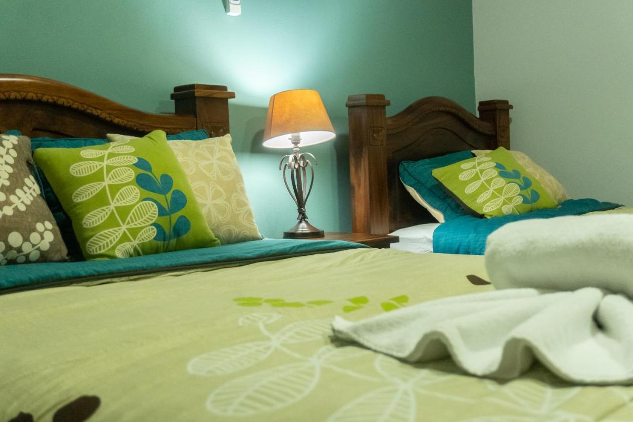 Hotel Margarita And Tour Operator Drake Bay Ngoại thất bức ảnh